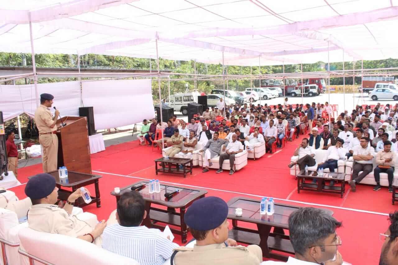 BHOPAL -धर्मगुरुओं के साथ पुलिस की बैठक, त्यौहार शांतिपूर्ण सौहार्दपूर्वक और भाई चारे की भावना के साथ मनाने की अपील