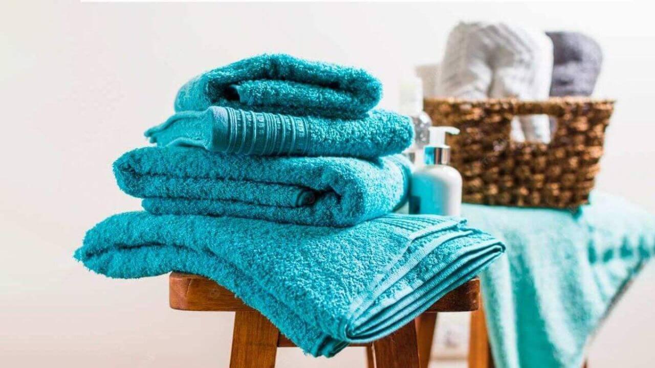 क्या आप जानते हैं? तौलिये पर बनी पट्टियों का असली काम