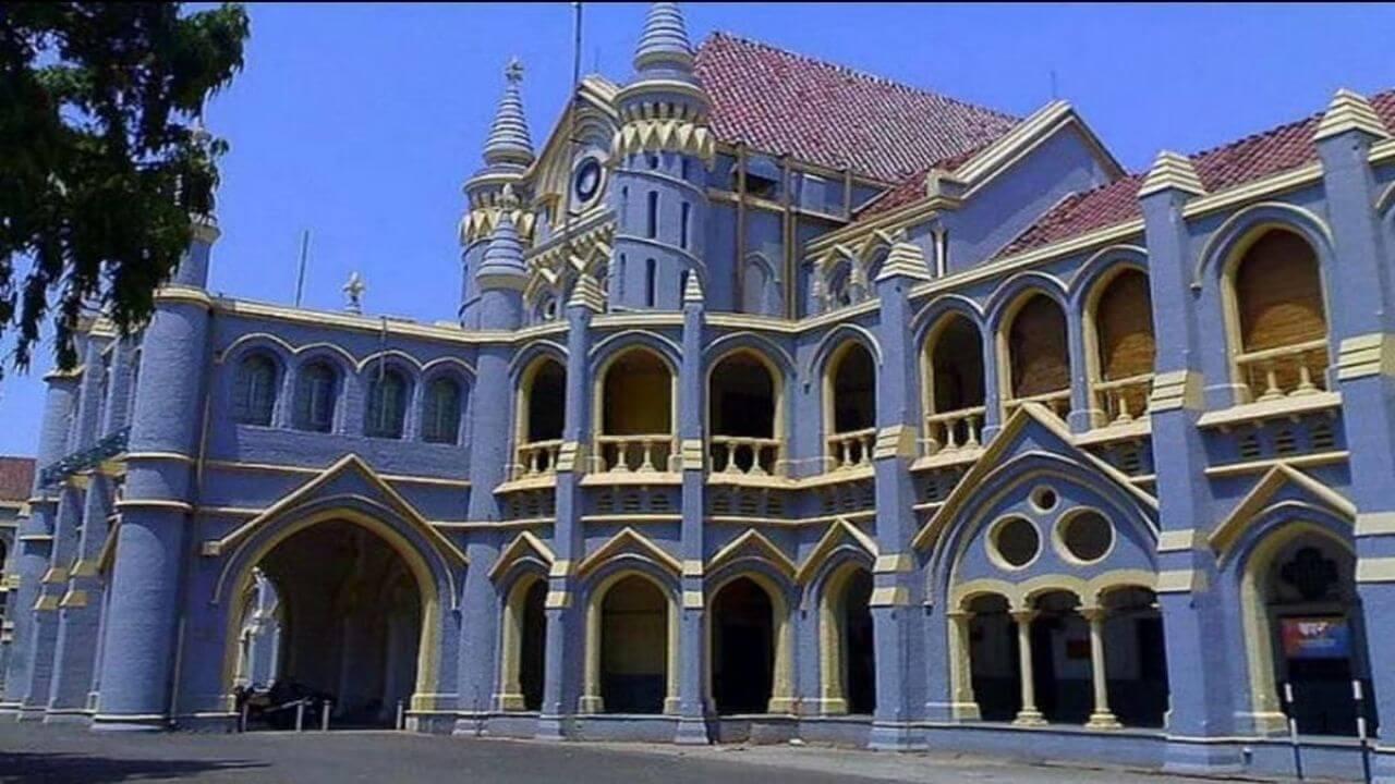 हाई कोर्ट जज पर अमर्यादित टिप्पणी का मामला, बिना शर्त माफीनामा पेश करने के लिए वकील को दो सप्ताह का समय