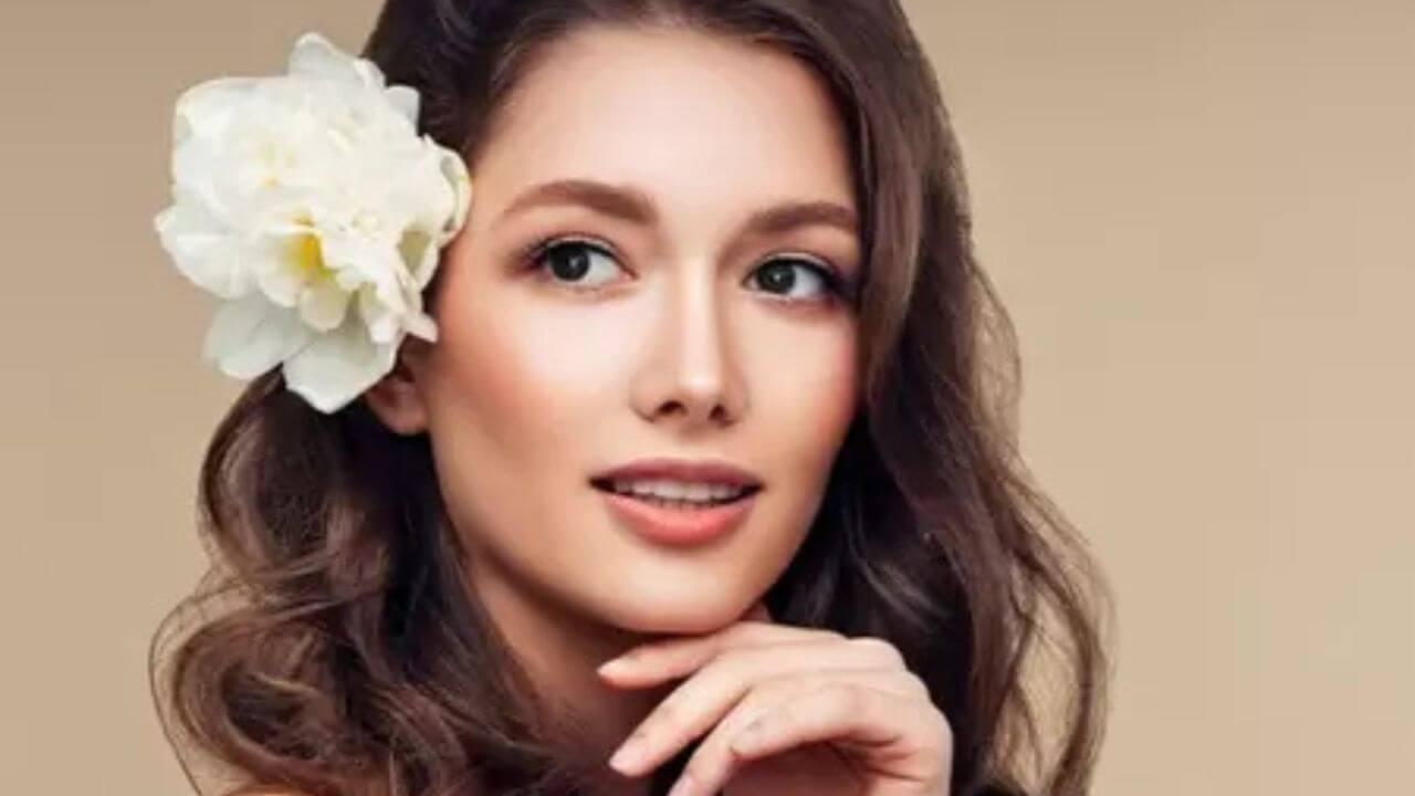 झड़ते बालों से हैं परेशान? डाइट में शामिल करें ये 5 बायोटीन फूड्स