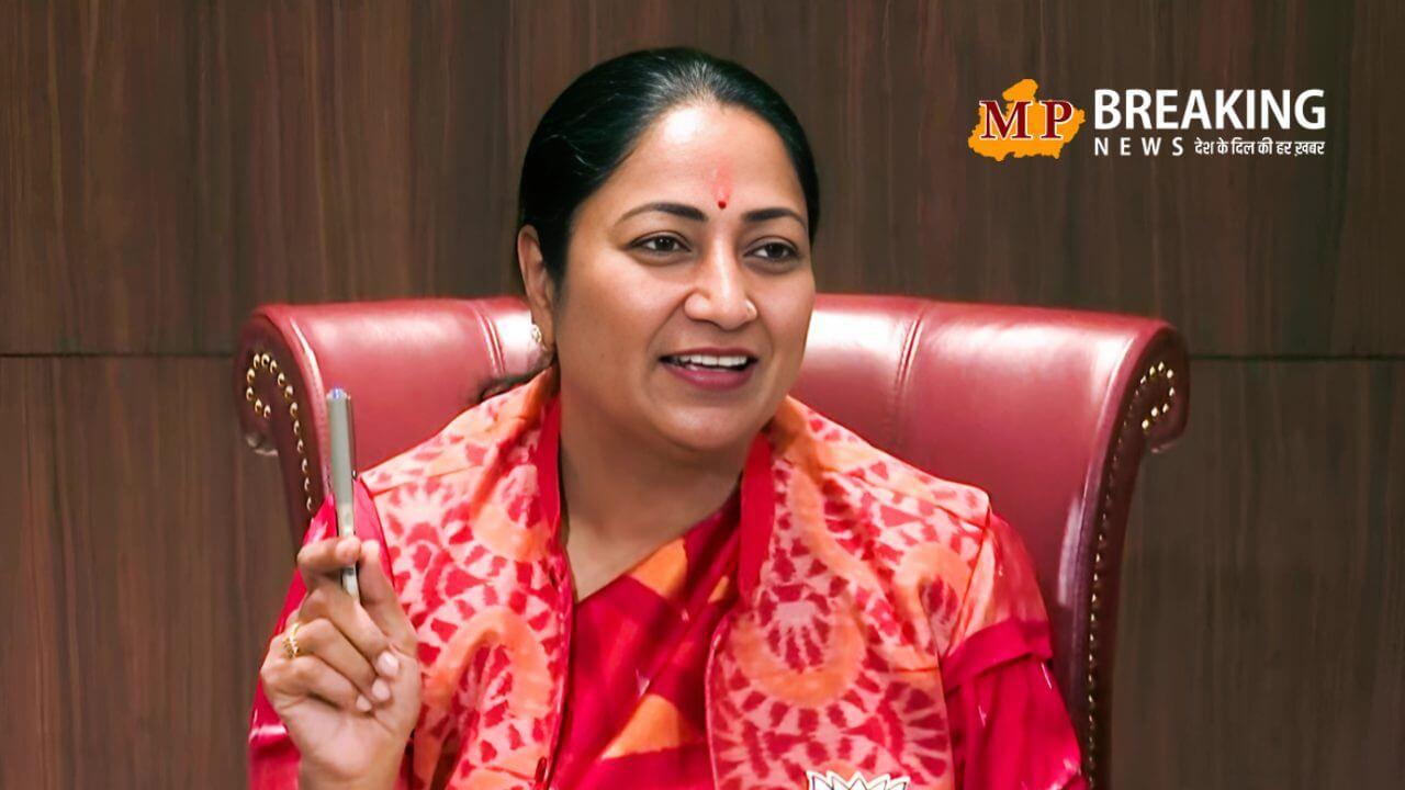 दिल्ली में स्कूलों की मनमानी फीस पर लगेगी रोक, कैबिनेट ने फीस एक्ट को दी मंजूरी