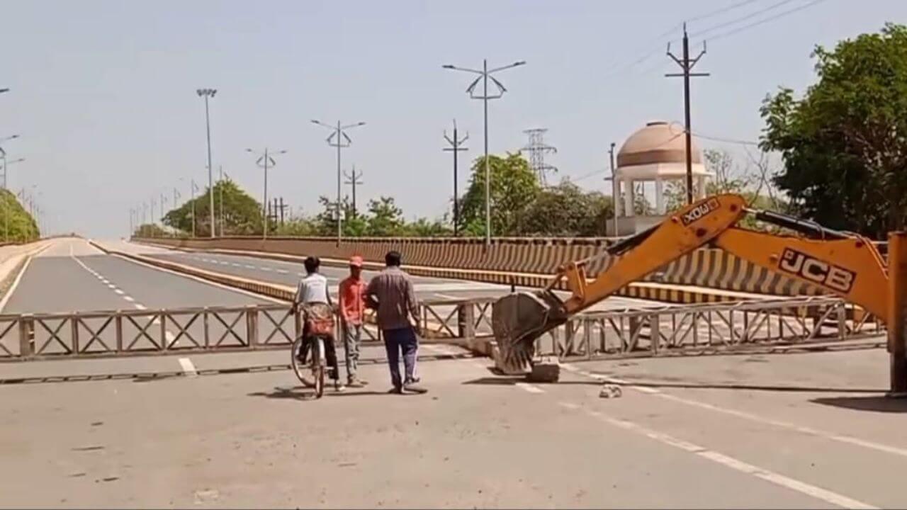 “माननीय” के इंतजार में अटका ब्रिज का लोकार्पण, भड़की जनता ,दिया अल्टीमेटम, हाई कोर्ट में याचिका दायर