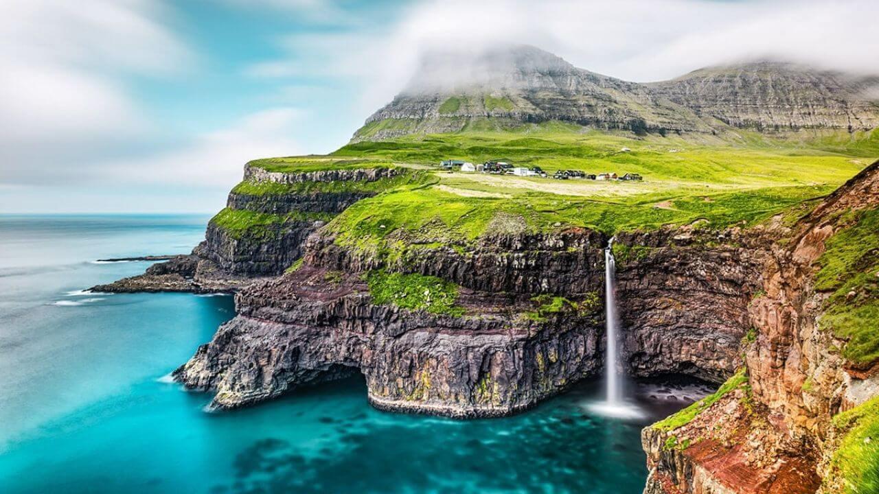 जादुई दुनिया से कम नहीं है भारत की ये 5 जगह, यहां जानें के बाद खो बैठेंगे अपना दिल