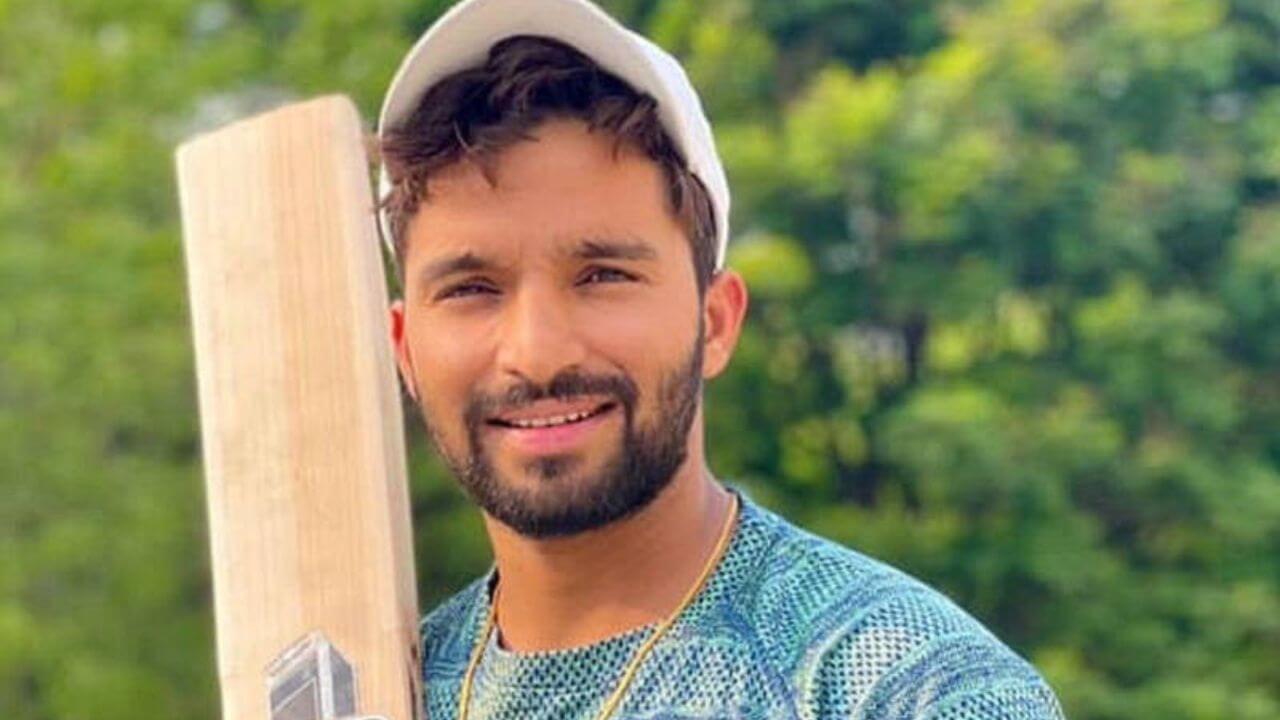 कुल कितनी संपत्ति के मालिक हैं रजत पाटीदार? यहां जानिए रजत की नेटवर्थ और लग्जरी लाइफ़स्टाइल