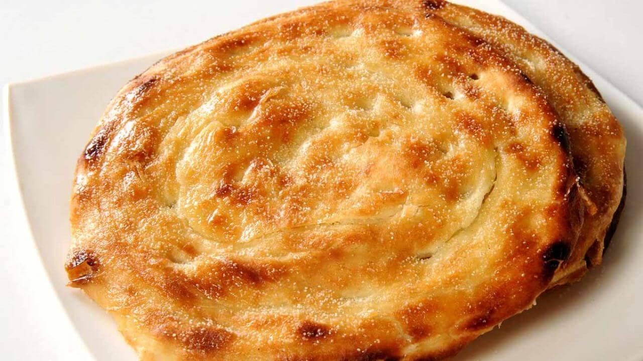 नास्ते में मिलेगा दादी-नानी के हाथों जैसा स्वाद, चंद मिनटों में बनाएं चीनी वाला मीठा पराठा!