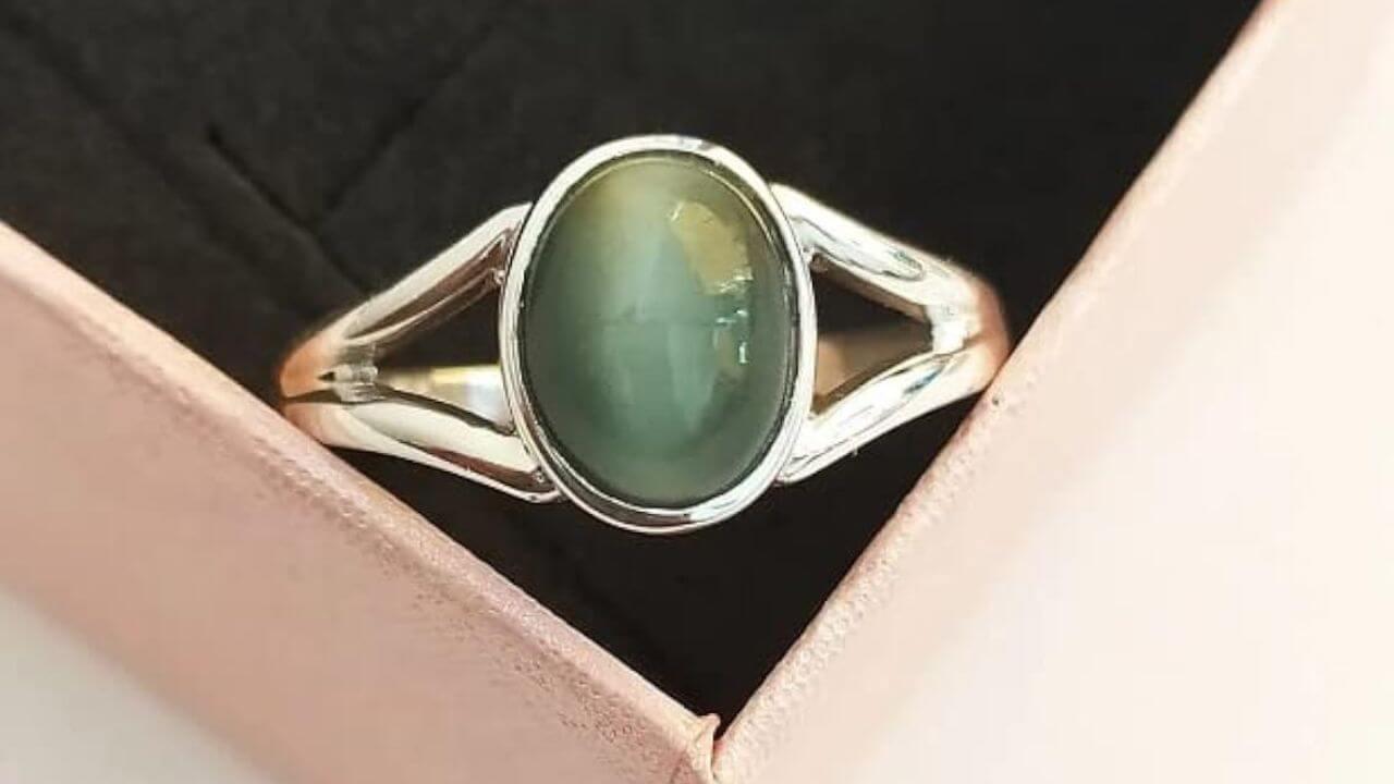 केतु के अशुभ प्रभावों से छुटकारा दिलाता है ये रत्न, करियर ग्रोथ के लिए जरूर करें धारण