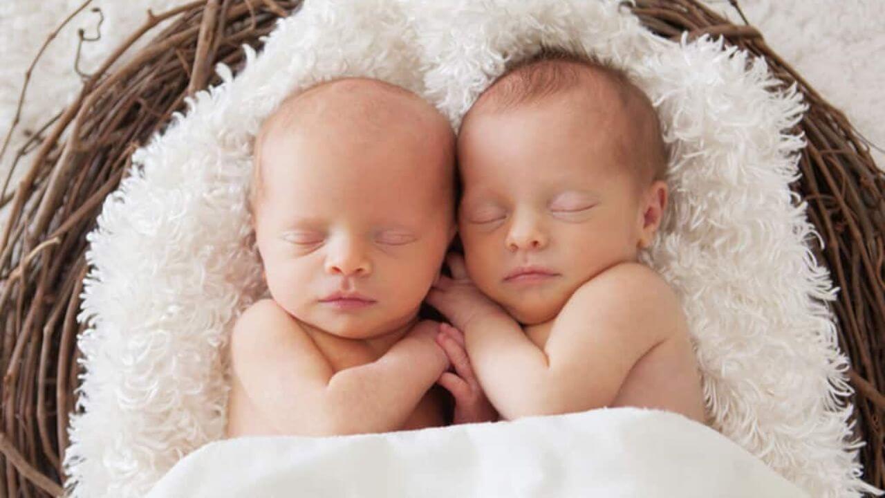 C अक्षर से नन्हे मेहमानों को दें ये खूबसूरत नाम, दिल जीत लेंगे इनके अर्थ