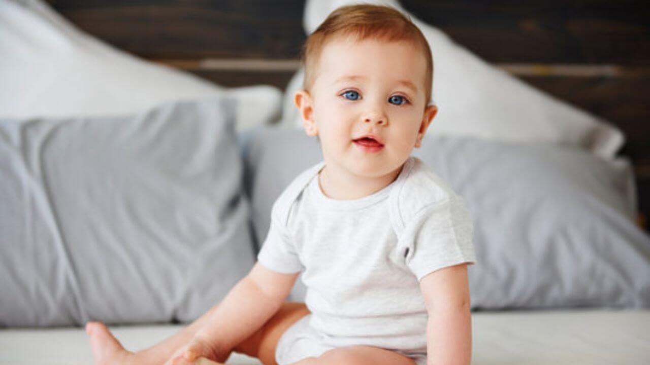 लाडले को दें भगवद गीता से प्रेरित नाम, इनके आध्यात्मिक अर्थ बदल देंगे बच्चे का जीवन