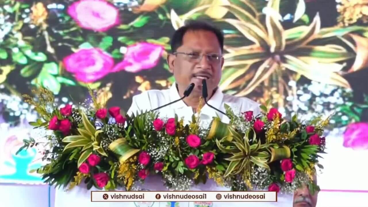 अंतर्राष्ट्रीय योग दिवस: छत्तीसगढ़ के मुख्यमंत्री विष्णुदेव साय ने किया योग अपनाने का आह्वान, कहा ‘मन, शरीर और आत्मा के संतुलन का सूत्र’