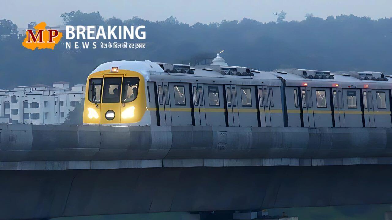 इंदौर मेट्रो फ्री जॉय राइड खत्म, क्या अब भी बनी रहेगी यात्रियों की भीड़?, पहले सप्ताह में मुफ्त सफर ने बनाया रिकॉर्ड, अब टिकट की बारी