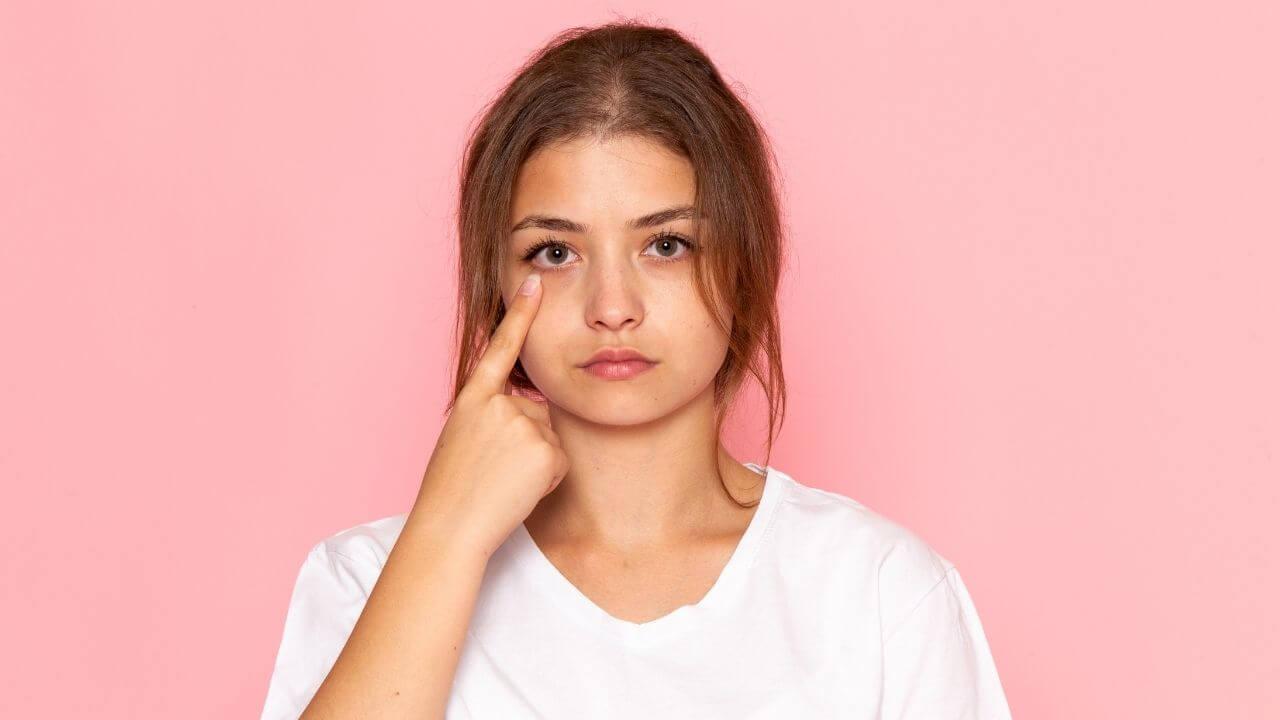 Dark Circles की वजह से घटने लगा है आत्मविश्वास, एक बार ऐसे करें ग्लिसरीन का इस्तेमाल, फर्क खुद देखेंगे