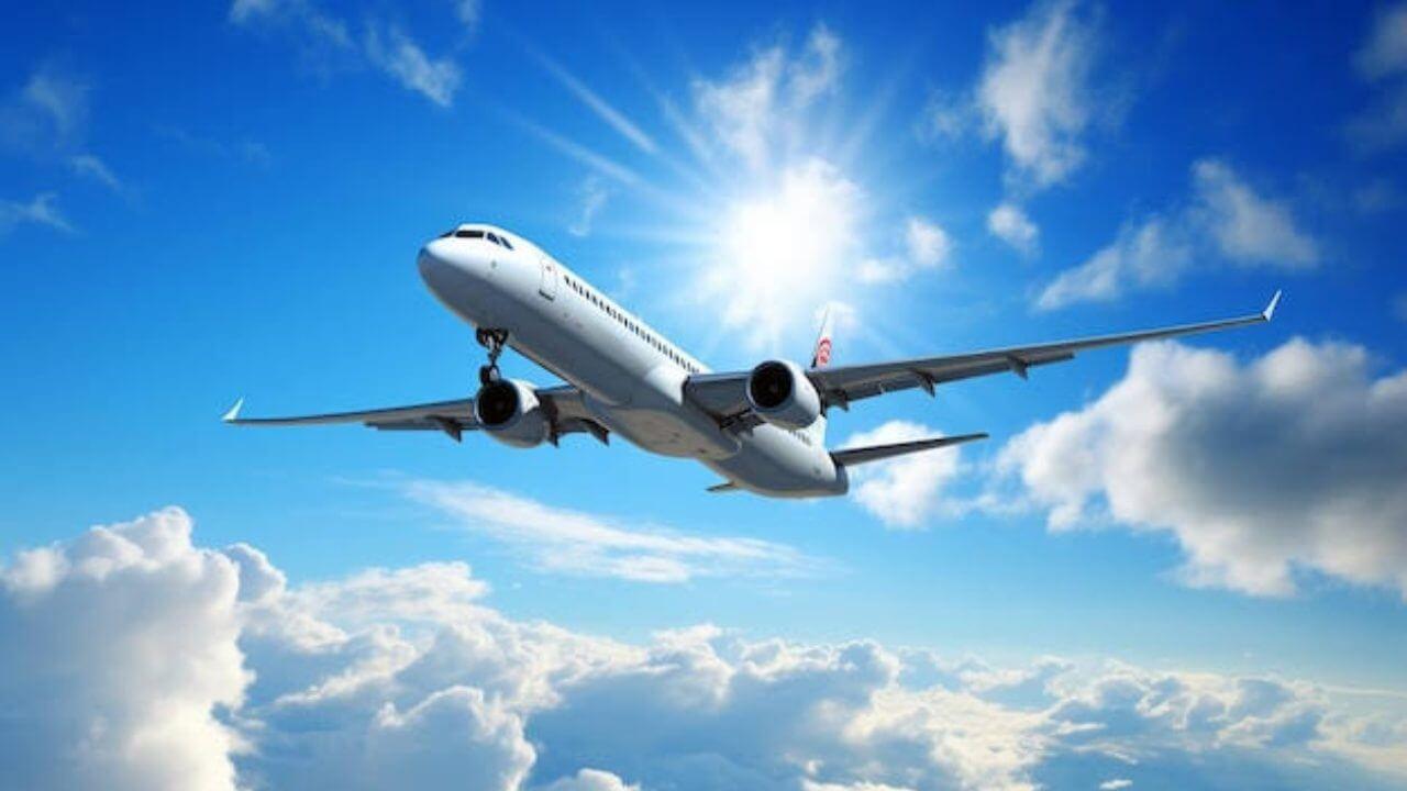 टेकऑफ से पहले होती है फ्लाइट की कड़ी तकनीकी जांच, जानिए उड़ान से पहले किस प्रक्रिया से गुजरता है यात्री विमान