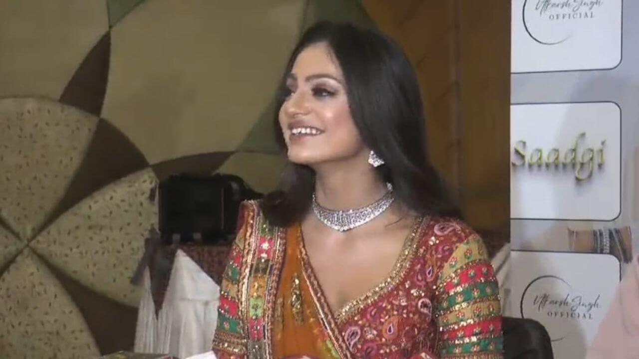 प्रयागराज महाकुंभ फेम मोनालिसा का पहला म्यूजिक वीडियो ‘सादगी’ रिलीज, दिखा दिलकश अंदाज, मुंबई तक के सफ़र को बताया महाकाल की कृपा