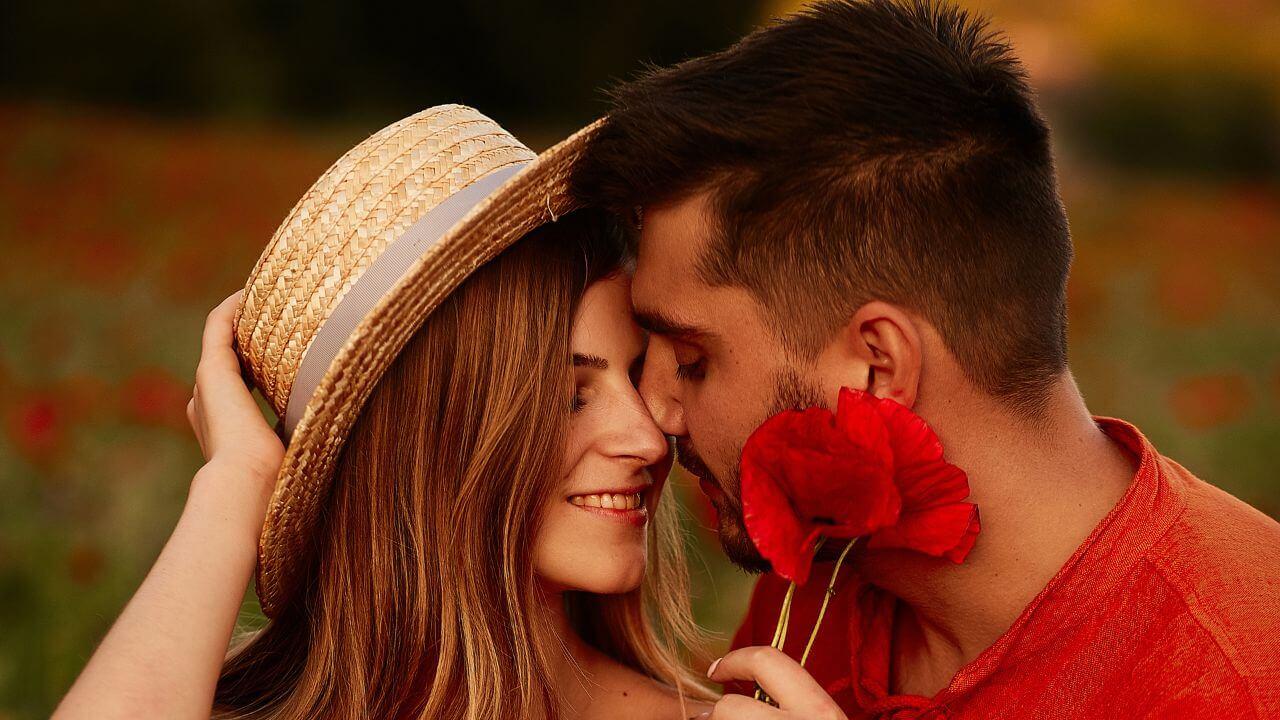 प्यार में पागलपन की हद पार ना करें! जानिए वो 4 गलतियां जो खड़ी कर सकती हैं मुसीबत