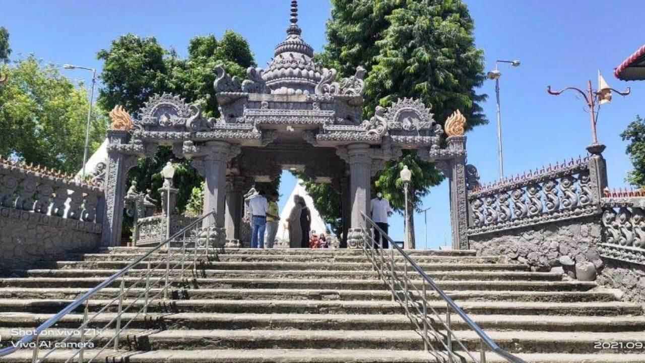 सावन में जरूर देखें ये 3 रहस्यमयी जगहें, जहां आज भी मौजूद हैं भगवान शिव के पैरों के निशान