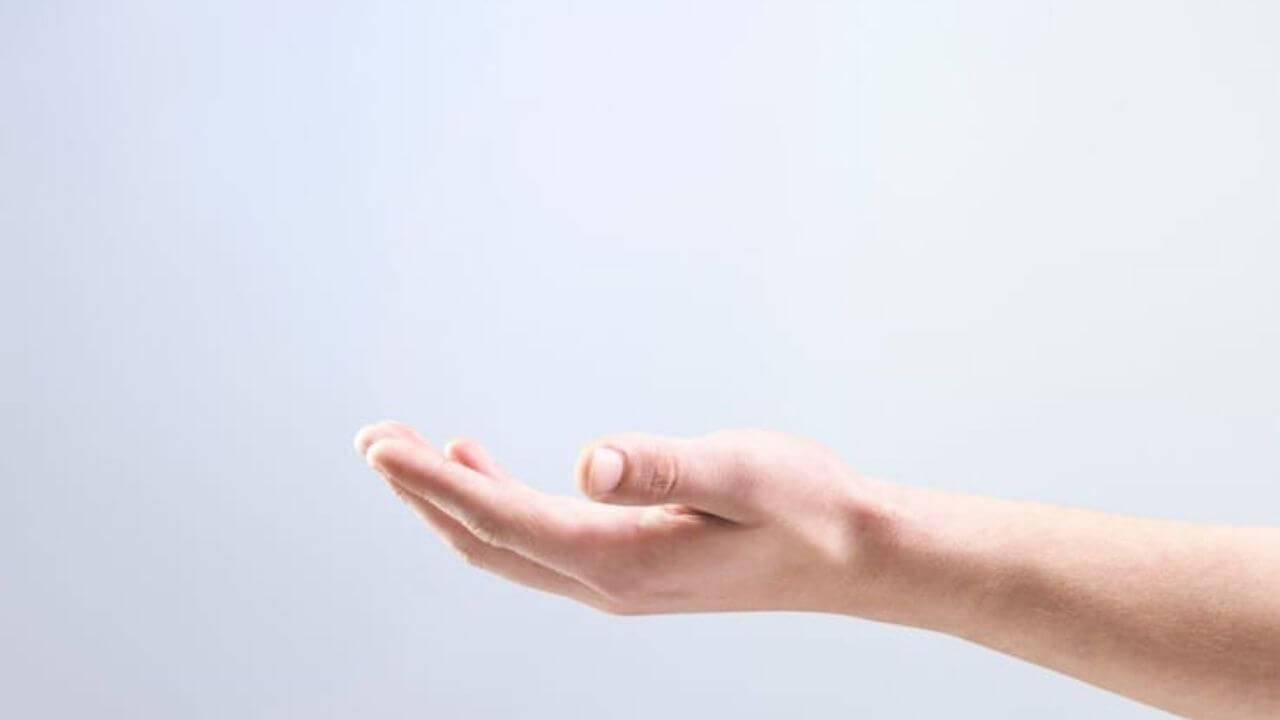 Personality Test: हाथों की लंबाई खोलेगी व्यक्तित्व के राज, आकार से जानें स्वभाव