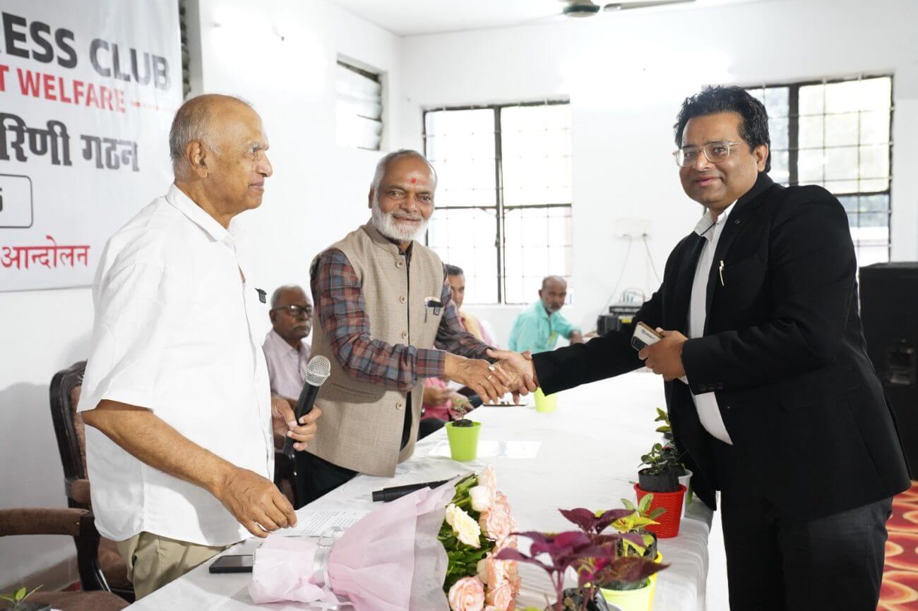 सेंट्रल इंडिया प्रेस क्लब मध्यप्रदेश के अध्यक्ष बनें जानेमाने “पत्रकार गोविंद गुर्जर”, हुआ नई कार्यकारिणी का गठन