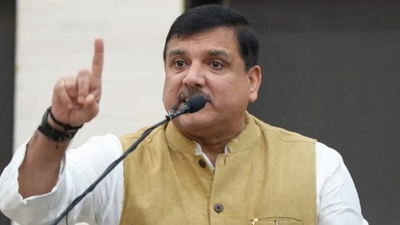 AAP सांसद संजय सिंह का हमला, मोदी सरकार बताए अर्थव्यवस्था बचाने की रणनीति