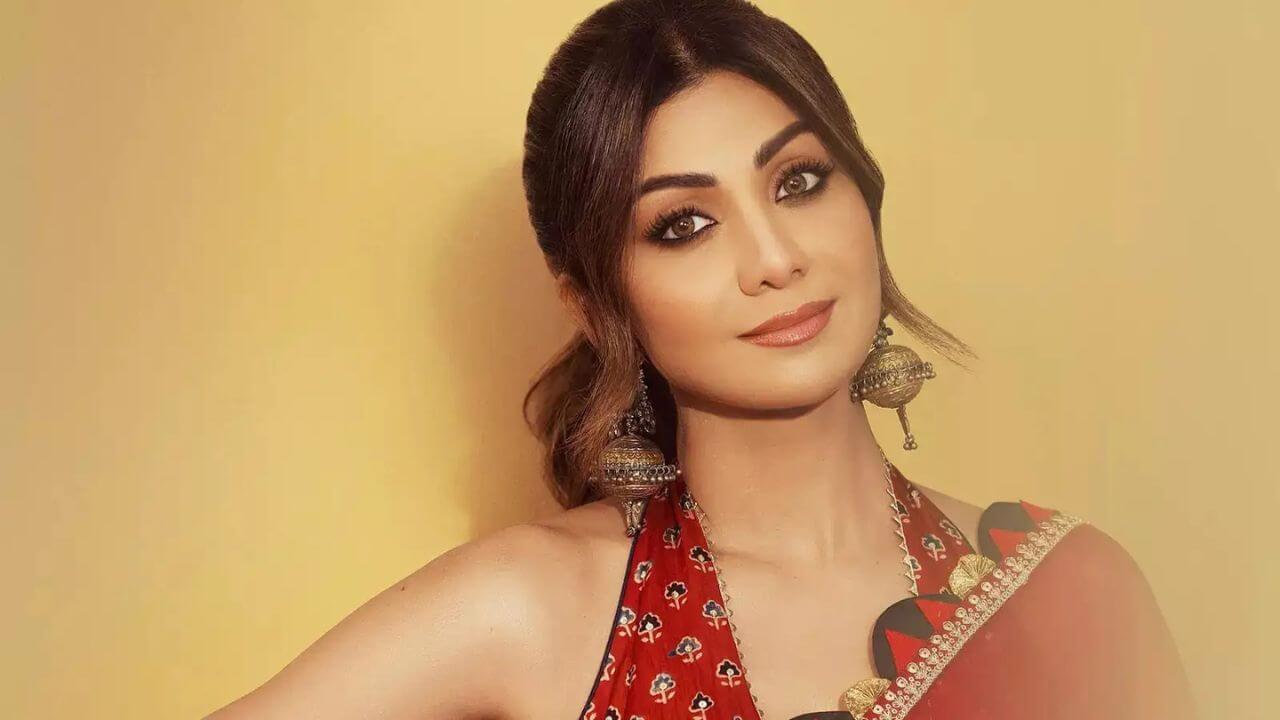 शिल्पा शेट्टी ने रेस्तरां बंद होने की खबर पर तोड़ी चुप्पी, देखें वीडियो