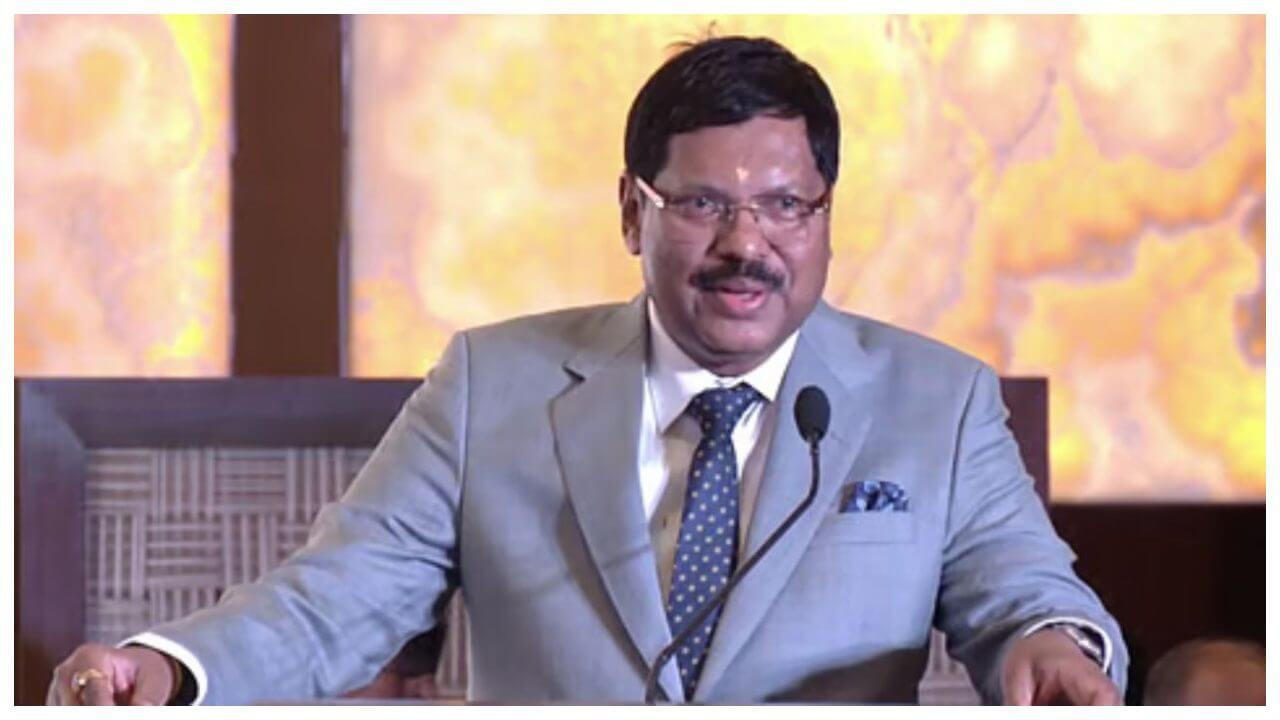 “कुर्सी सेवा के लिए है, घमंड के लिए नहीं” – CJI भूषण गवई का न्यायपालिका को नैतिक संदेश