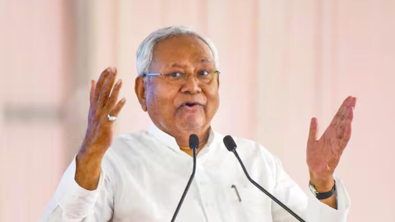 41 अहम फैसलों पर नीतीश कैबिनेट की मुहर, पत्रकारों की पेंशन बढ़ी, युवा आयोग में 6 पदों को मंजूरी