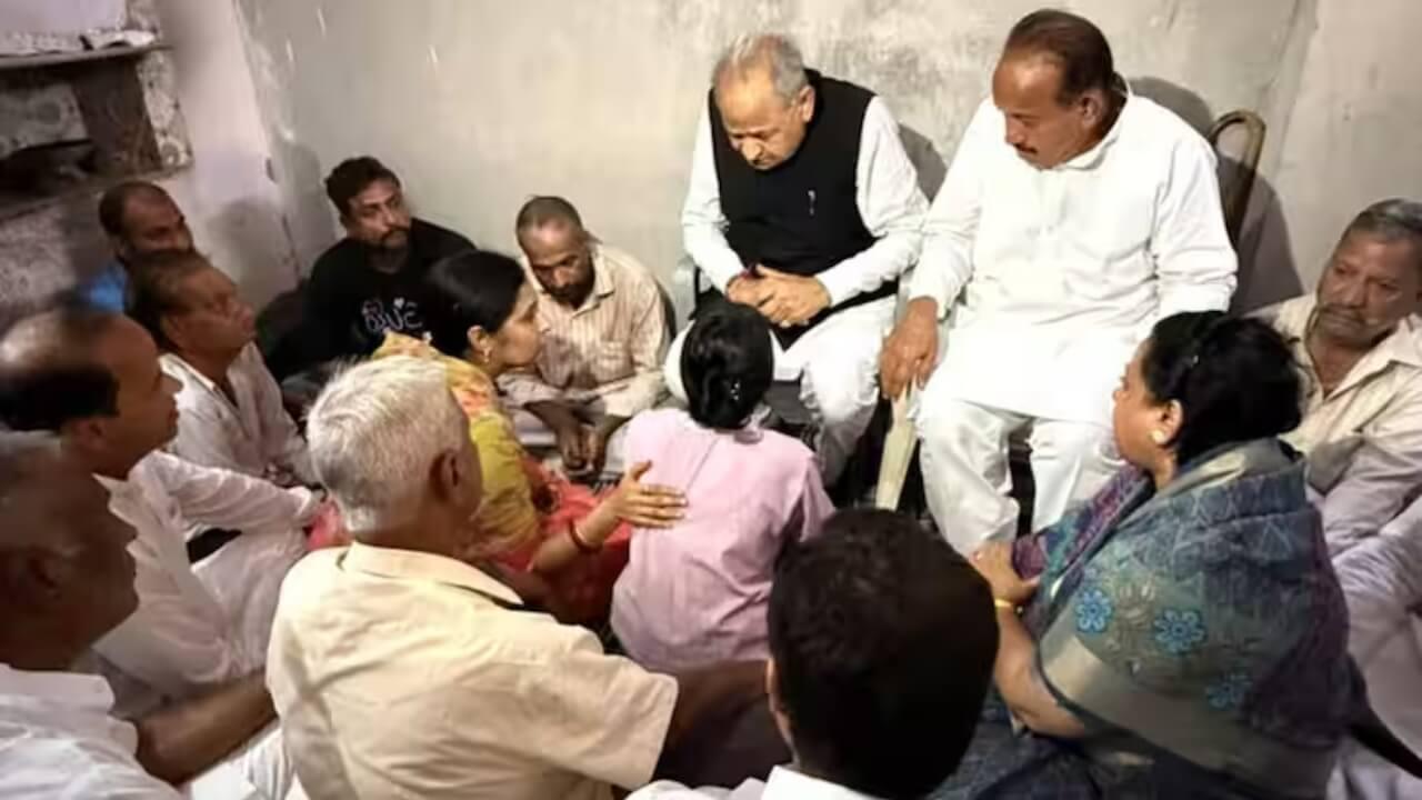 जोधपुर: मासूम बच्चे की मौत मामले में अशोक गहलोत ने सरकार को घेरा, लगाया ये बड़ा आरोप