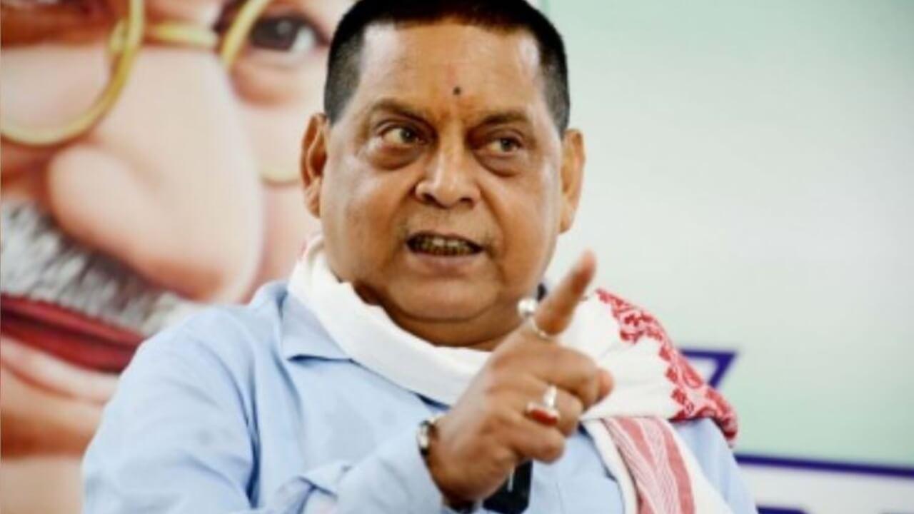 नीरज कुमार का करारा हमला: 2025 में लालू यादव की राजनीति का होगा ‘पिंडदान’, RJD को दिया कड़ा संदेश