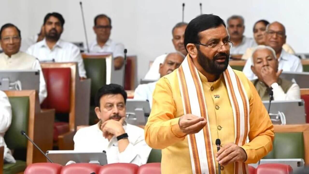 हरियाणा विधानसभा में वंदेमातरम् पर सीएम सैनी के बयान से भारी हंगामा, नेहरू के पत्र का जिक्र करने पर कांग्रेस ने किया वॉकआउट