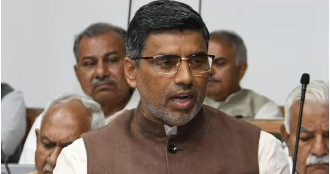 भिवानी में आज जिला ग्रीवेंस समिति की बैठक, शिक्षा मंत्री महिपाल ढांडा की अध्यक्षता में 15 मामलों पर होगी सुनवाई