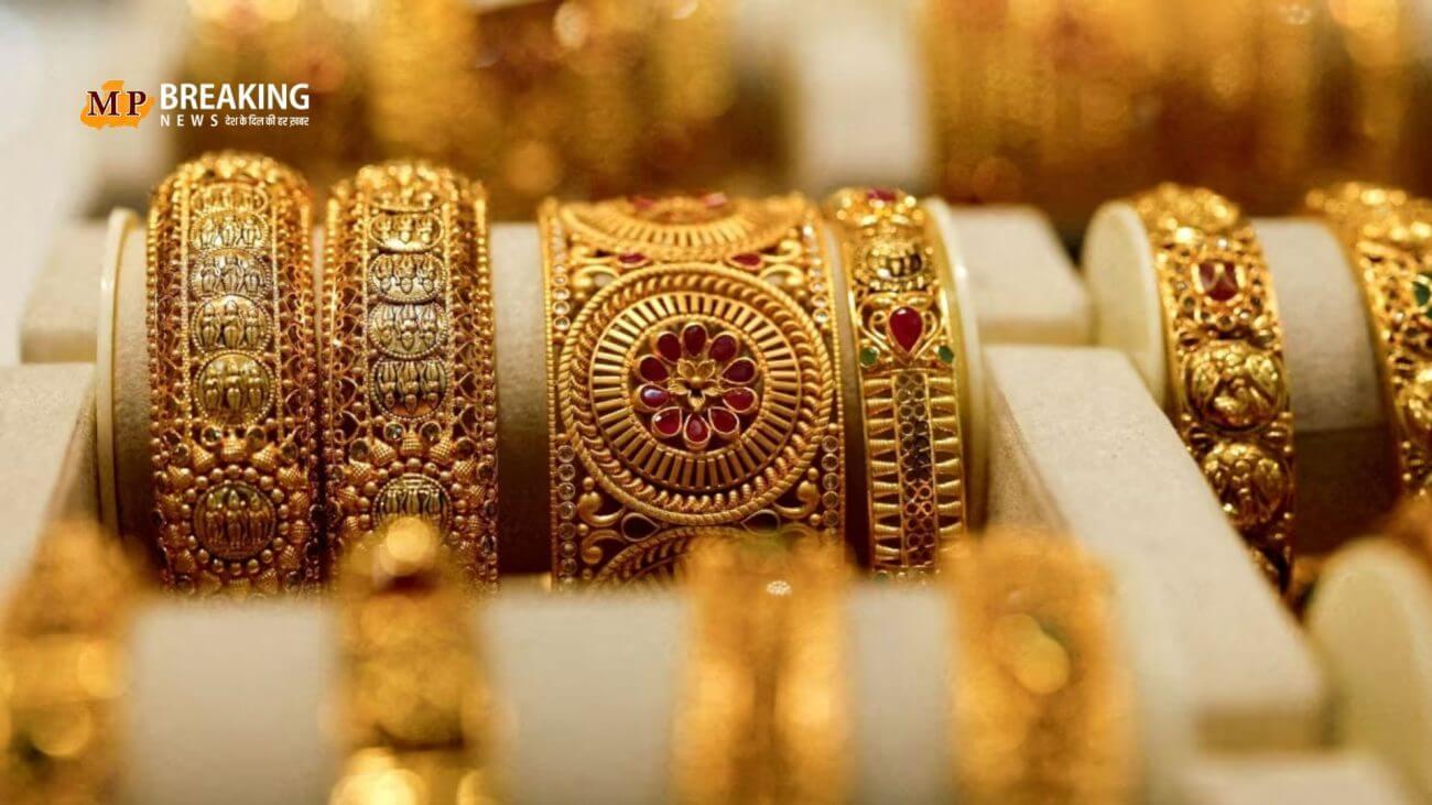 Gold Price Today: सोने के दाम में फिर आया बदलाव, चांदी में भी गिरावट, जानें 13 अक्टूबर को कितना है 10 ग्राम का भाव