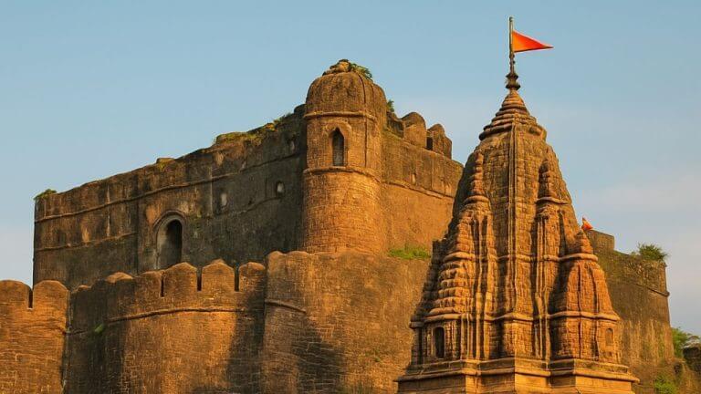 हरदा से कुछ ही दूर बसा है मकड़ाई किला, जिसके रहस्यों पर आज भी लोग करते हैं चर्चा