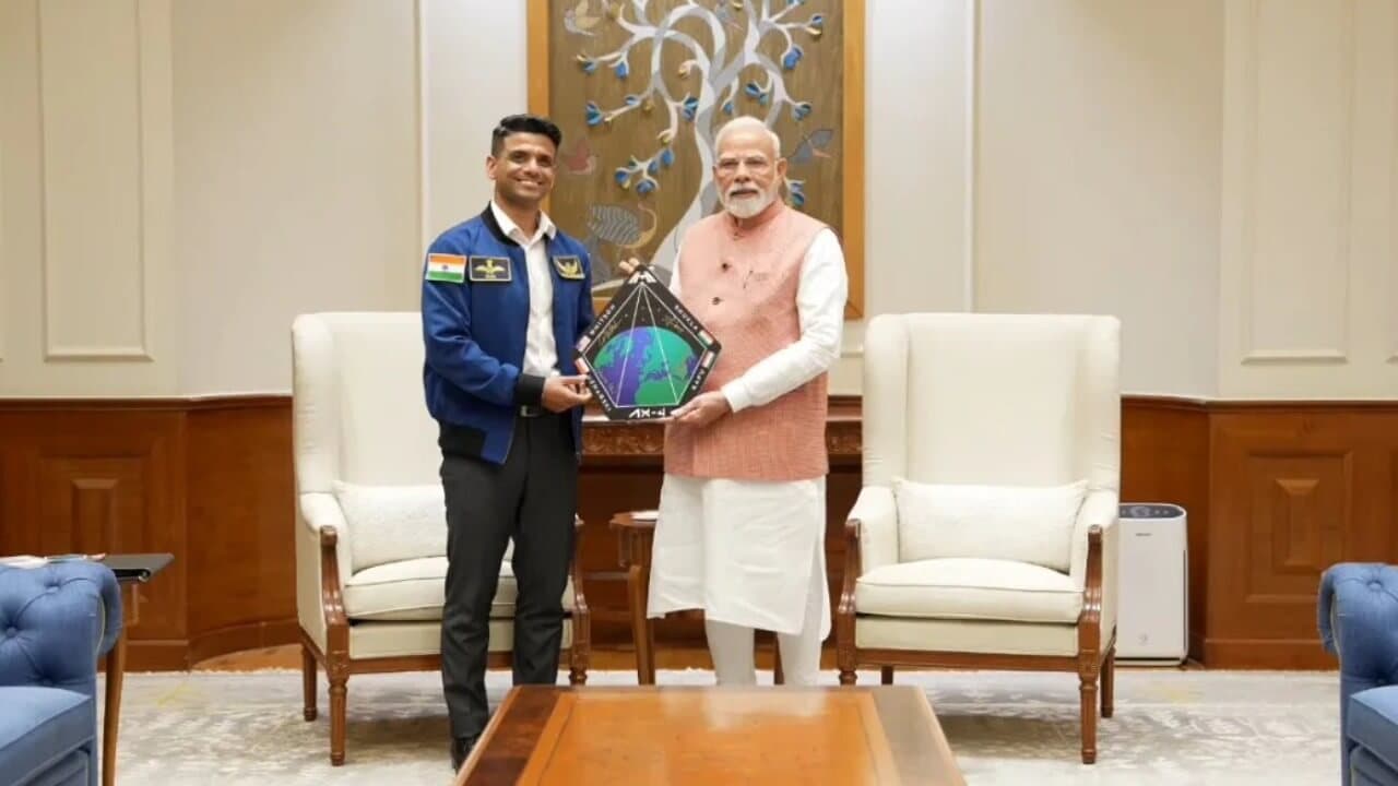 ग्रुप कैप्टन शुभांशु शुक्ला ने पीएम मोदी से साझा किए अंतरिक्ष यात्रा के अनुभव