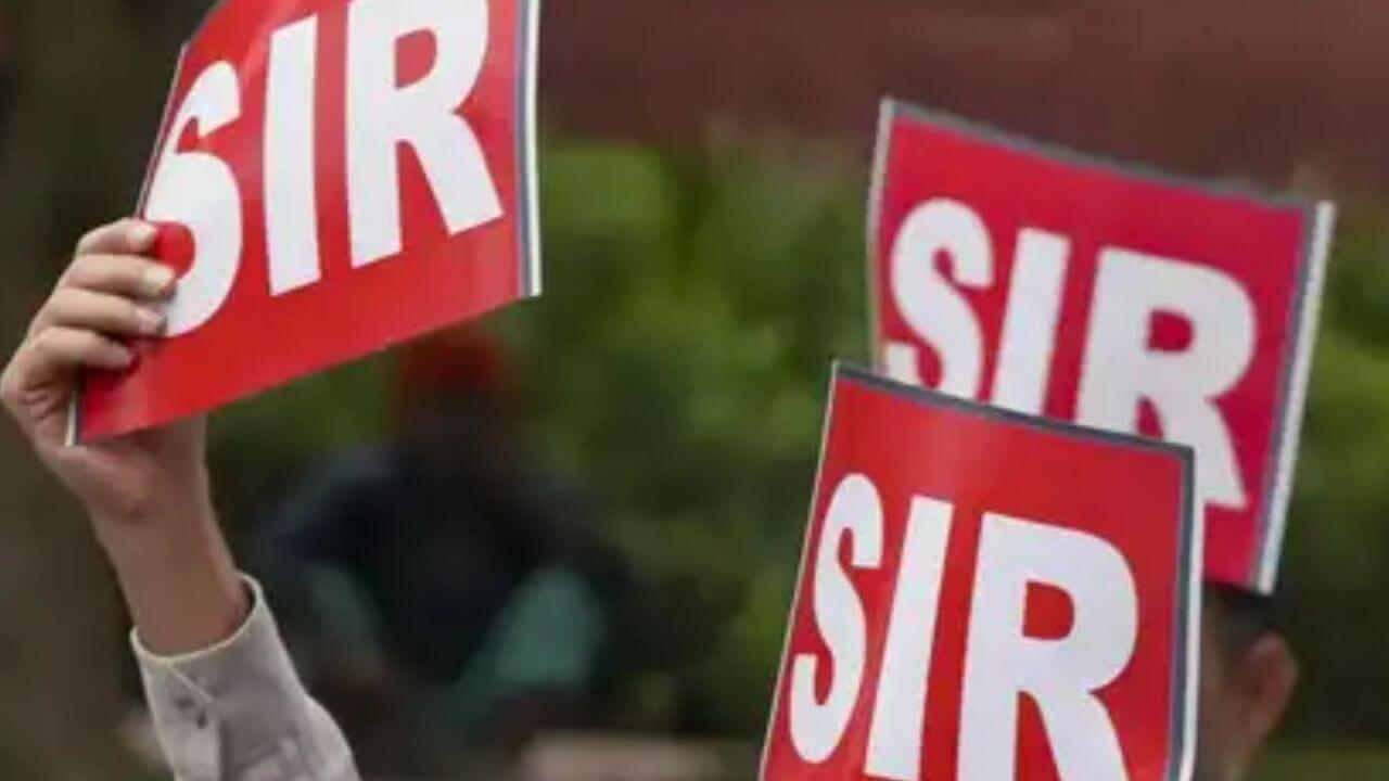 SIR अब 12 राज्यों और केंद्रशासित प्रदेशों में; 2003 को चुना गया कट-ऑफ ईयर, कैसे आप पर असर