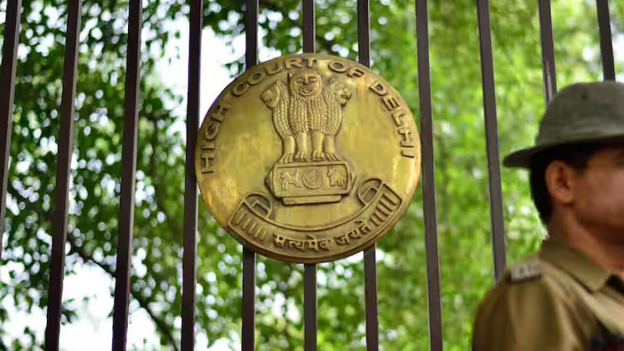 दिल्ली हाईकोर्ट ने अवैध निर्माण पर दायर याचिका को किया खारिज, याचिकाकर्ता की जल्दबाज़ी पर उठाए सवाल