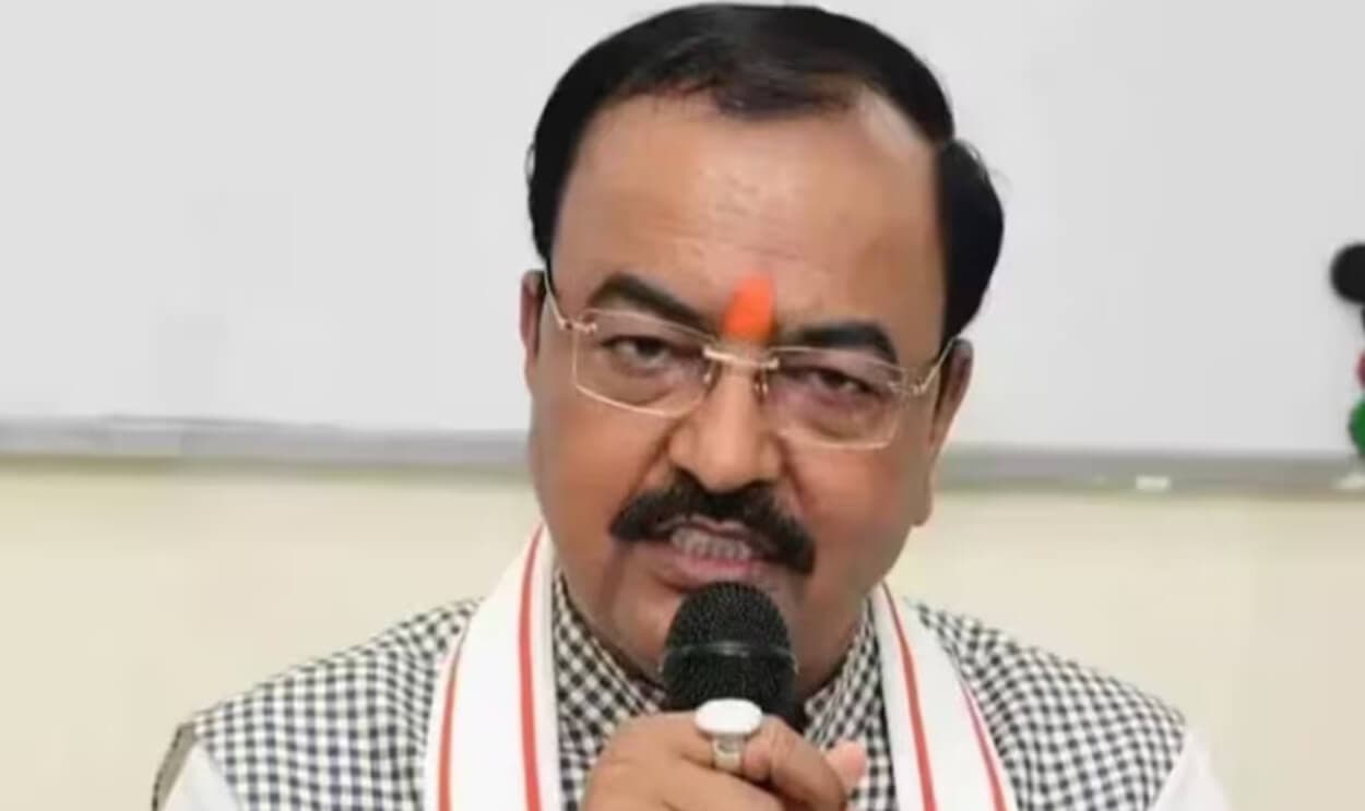 केशव प्रसाद मौर्य का राहुल-अखिलेश पर हमला, बोले- भारत को बदनाम करने का लिया है अंतर्राष्ट्रीय ठेका