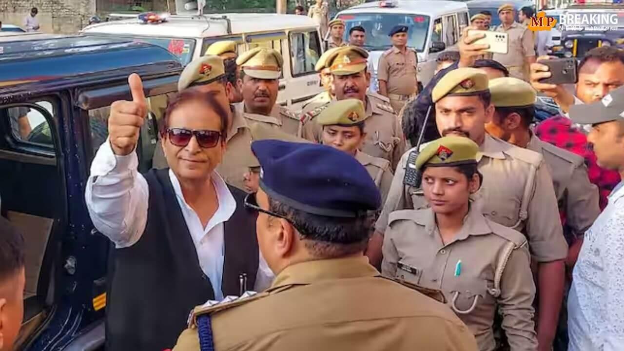 आजम खान की जेल से रिहाई के बाद सियासी अटकलें तेज, क्या सपा को छोड़कर बसपा में जाएंगे?