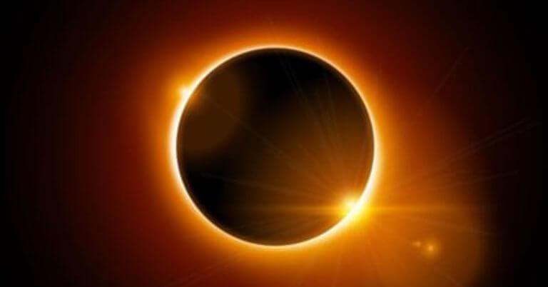 फरवरी में लगेगा साल का पहला सूर्य ग्रहण, इन राशियों को रहना होगा सावधान, जानें भारत में दिखाई देगा या नहीं?