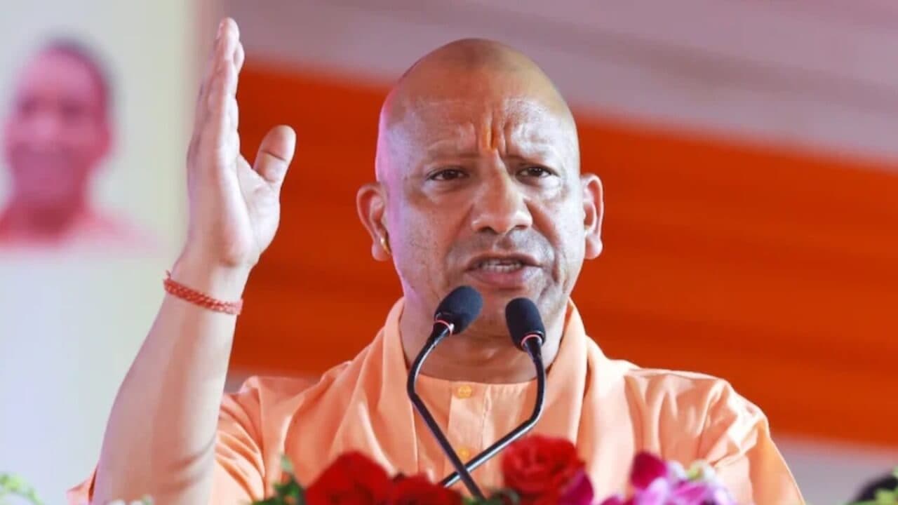 उत्तर प्रदेश में ग्रामीण जनता सेवा बसों की शुरुआत, सीएम योगी ने दी नई सौगात, जानें कितना होगा किराया