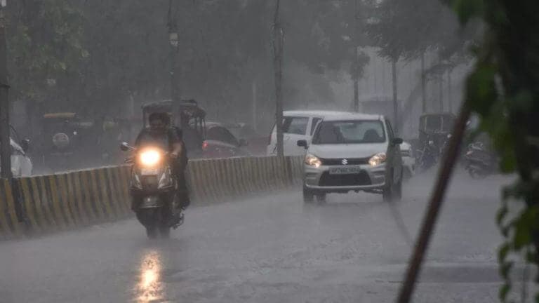 MP Weather: आज 44 जिलों में अलर्ट, 5 शहरों में भारी वर्षा 2 जुलाई को एक्टिव होगा नया सिस्टम