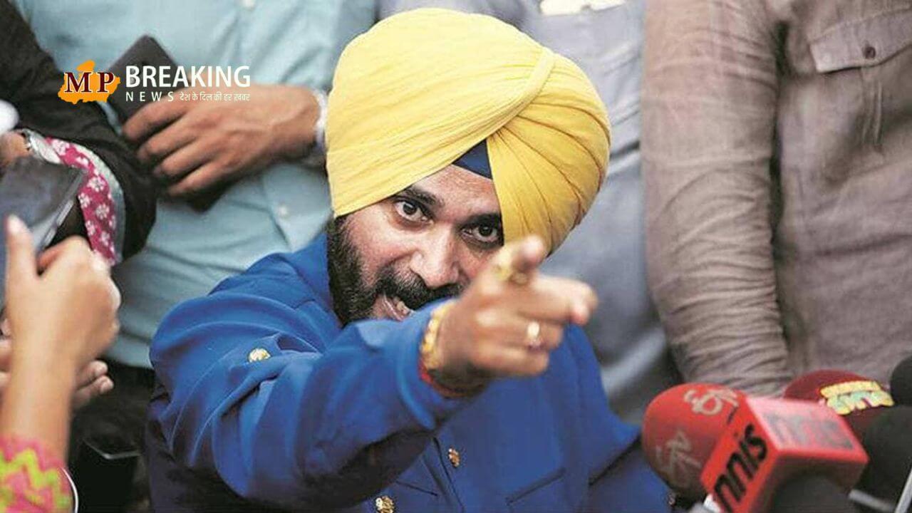 आपको शर्म आनी चाहिए…. नवजोत सिंह सिद्धू ने किसपर निकाला गुस्सा? गौतम गंभीर और अजीत अगरकर से जुड़ा है मामला!