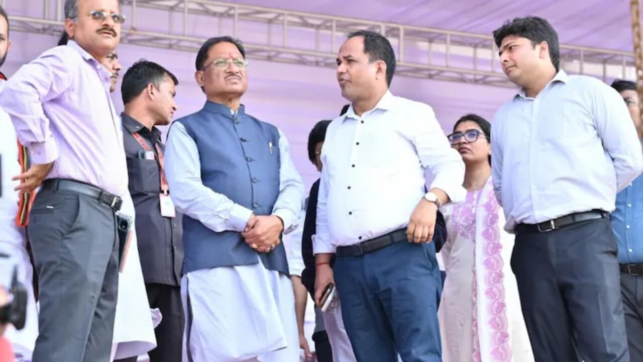 पीएम मोदी के दौरे से पहले सीएम साय ने अफसरों को लगाई फटकार, बोले – जरा सी भी कमी बर्दाश्त नहीं