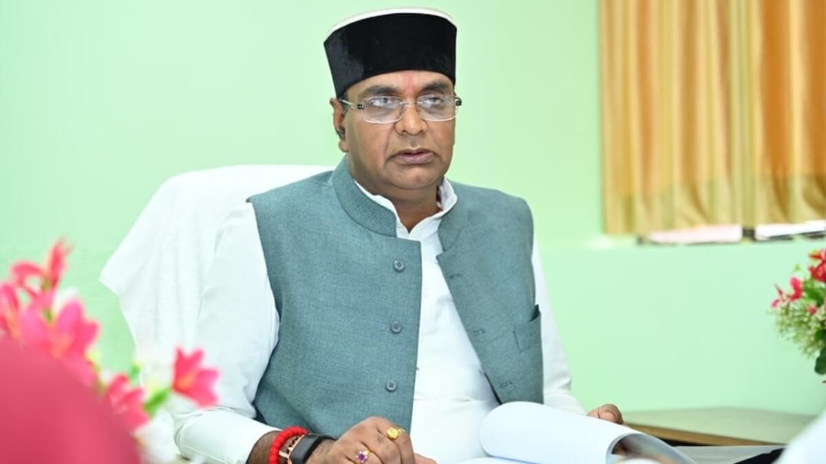 मध्यप्रदेश बोर्ड रिजल्ट पर विश्वास सारंग ने जताई प्रसन्नता, बेटियों को विशेष रूप से सराहा, कहा “सरकारी स्कूल अब प्राइवेट से कम नहीं”