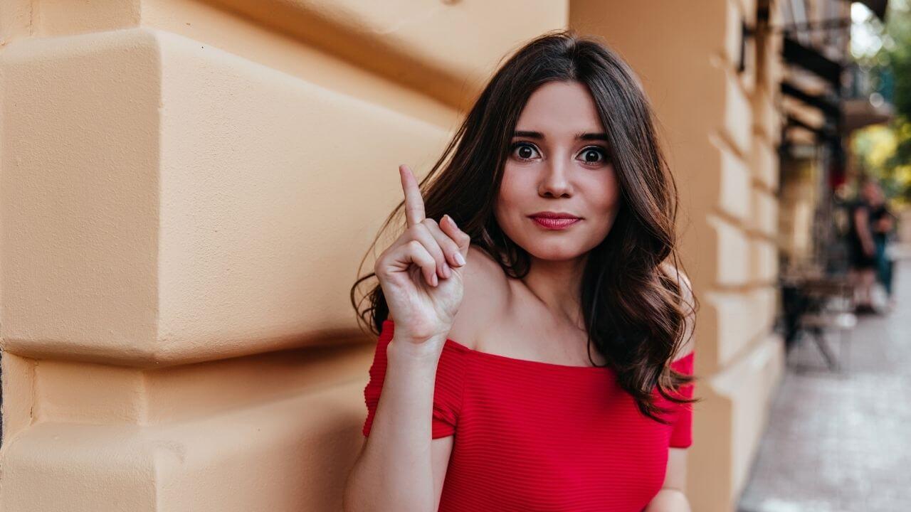 इस तरह की महिलाएं होती हैं सबको पसंद, जल्द ही होने लगते हैं लोग आकर्षित