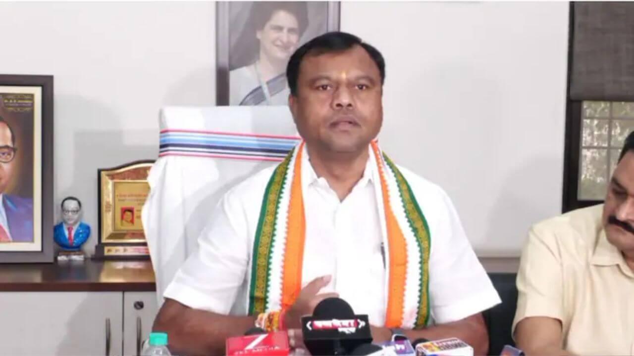 नक्सल सरेंडर पर छत्तीसगढ़ की सियासत गरमाई, दीपक बैज बोले- सरकार-नक्सलियों के बीच हुआ गोपनीय समझौता