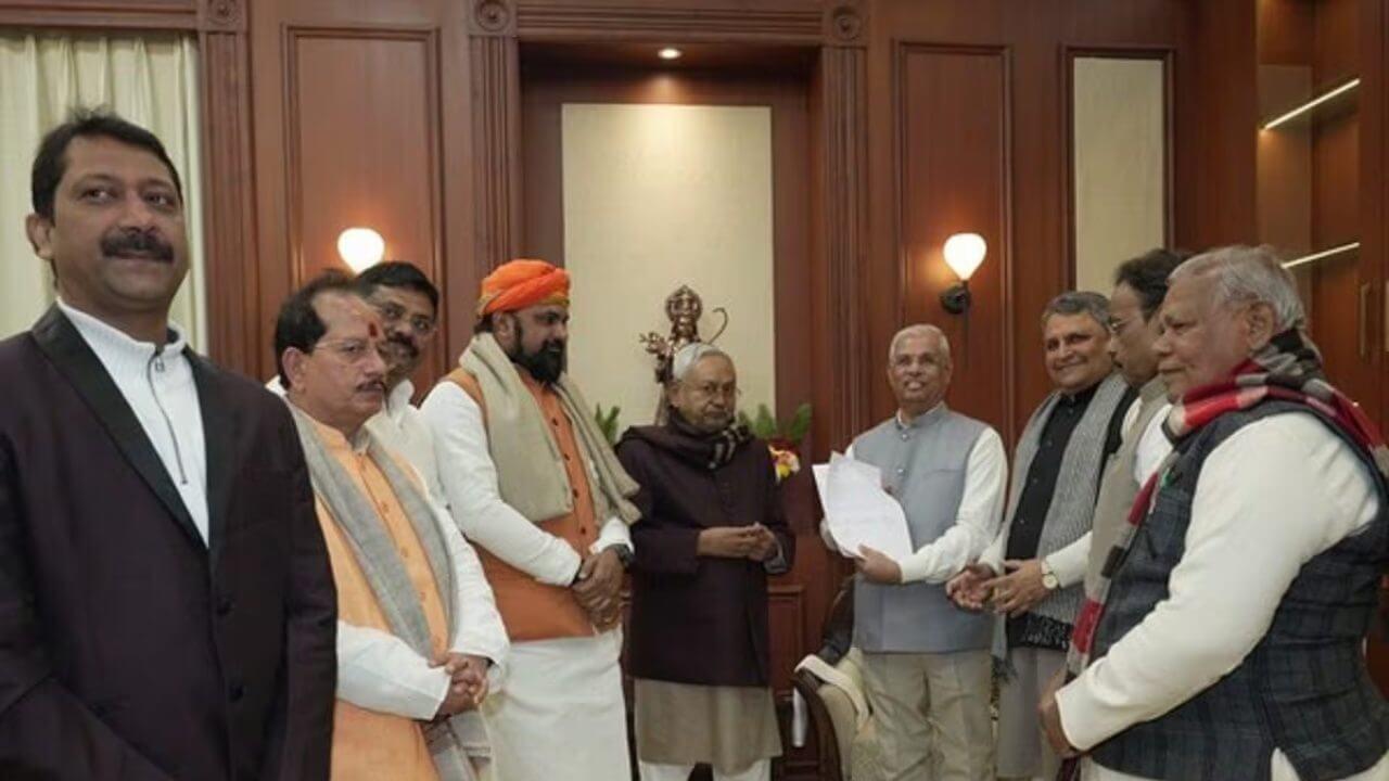 सम्राट चौधरी को गृह.. मंगल पांडे को स्वास्थ्य! नीतीश कैबिनेट में हुआ विभागों का बंटवारा, जानें किसे क्या मिला.