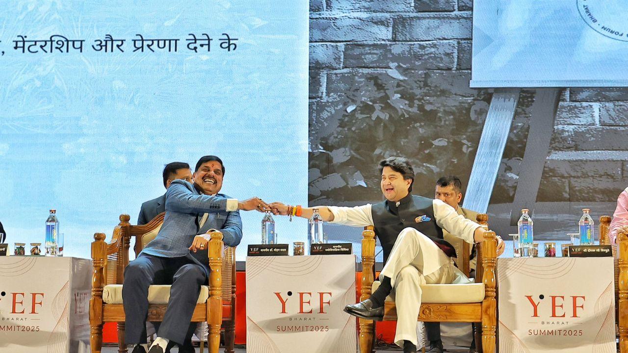 सीएम डॉ मोहन यादव ने इंदौर में YEF भारत समिट का शुभारंभ किया, नव उद्यमियों से प्रदेश में अधिक निवेश का आह्वान