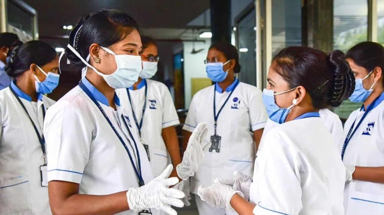 कैसे बन सकते हैं नर्सिंग ऑफिसर? 12वी के बाद कौन सा कोर्स करना होगा? जानिए पूरी जानकारी