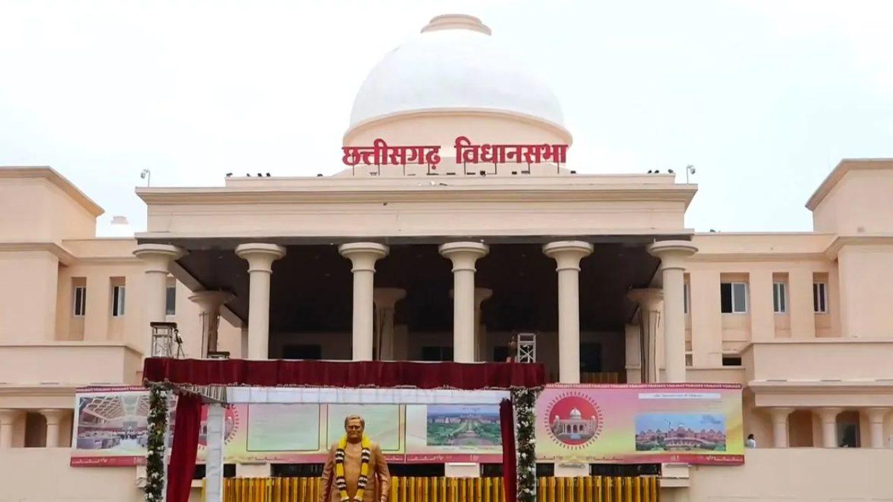 क्या छत्तीसगढ़ अंजोर विजन-2047 पर चर्चा नहीं करना चाहती कांग्रेस? सदन में किया बहिष्कार, साय सरकार ने बोला हमला