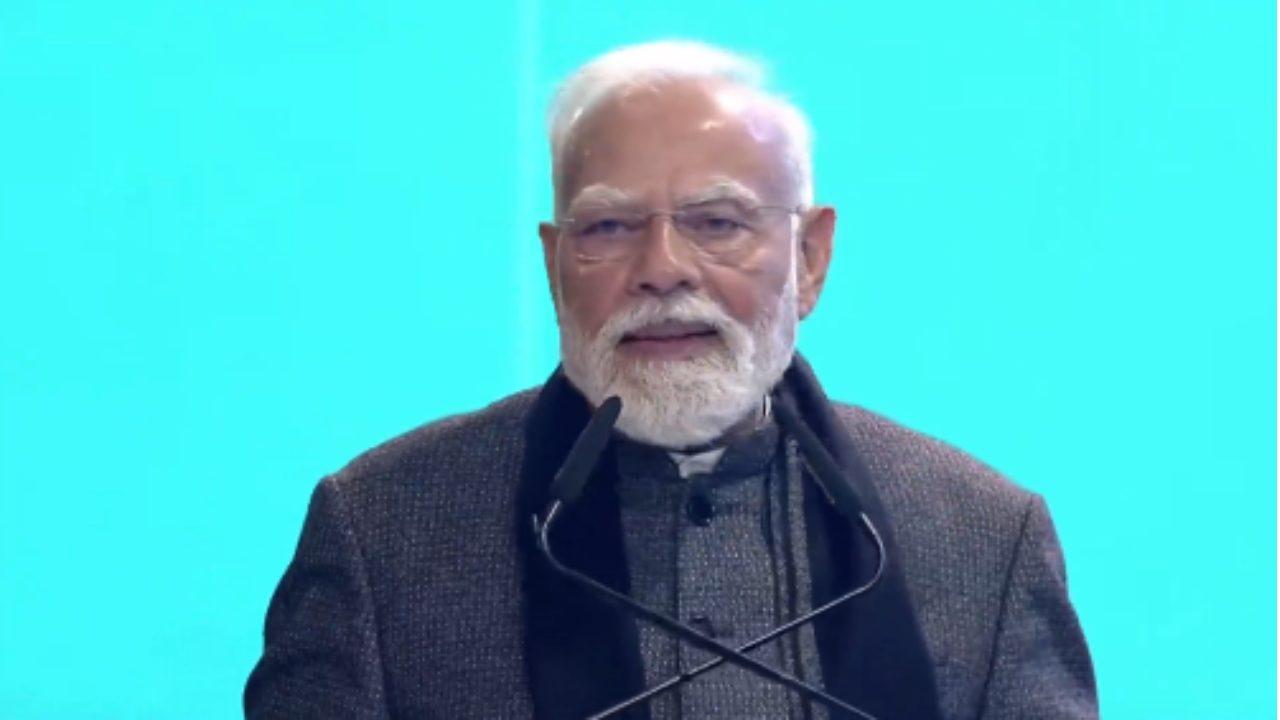 प्रधानमंत्री मोदी ने WHO ग्लोबल समिट के समापन समारोह को किया संबोधित, कहा- पारंपरिक दवाइयों के सिस्टम में योग भी शामिल