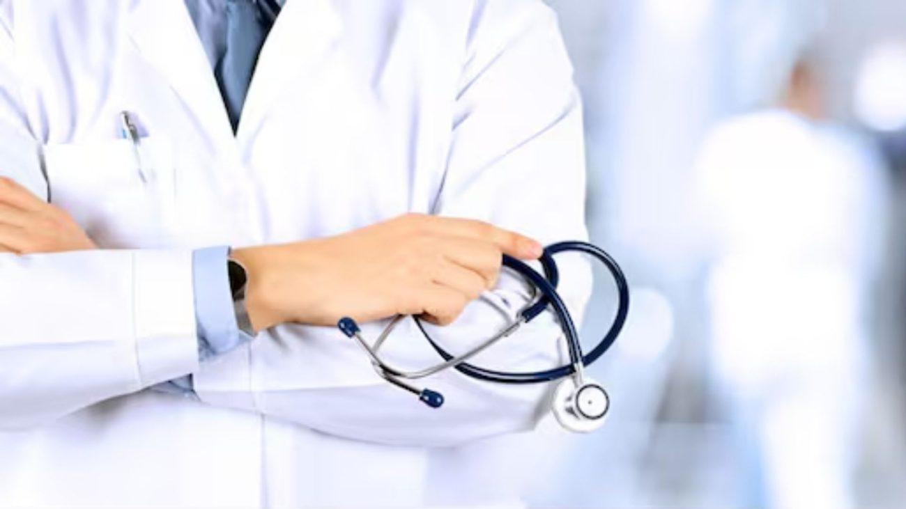 10वीं के बाद डॉक्टर बनने का मौका, केंद्रीय संस्कृत विश्वविद्यालय ने लॉन्च किया 7.5 साल का खास BAMS कोर्स